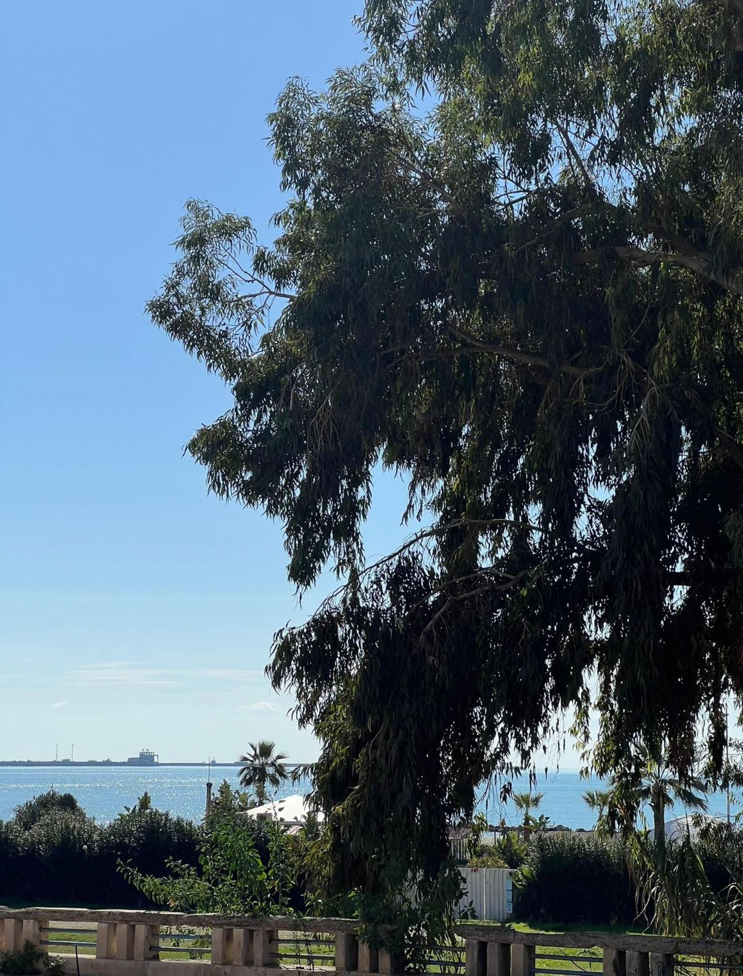 In Riva Al Mare Bed & Breakfast Gela Exterior photo